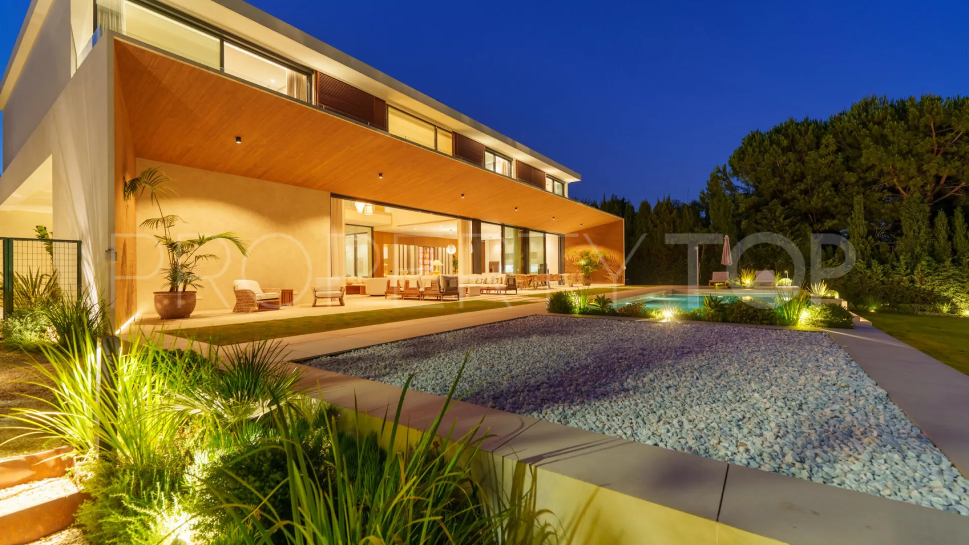 Guadalmina Alta 6 bedrooms villa for sale