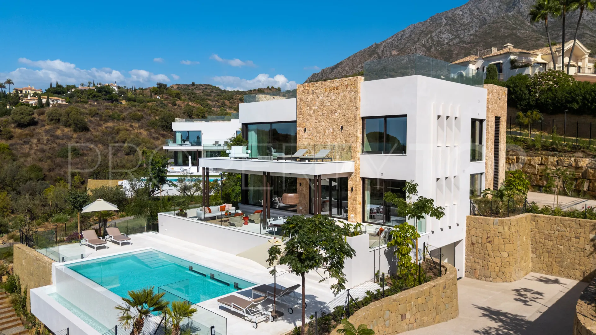 Marbella Hill Club, villa en venta