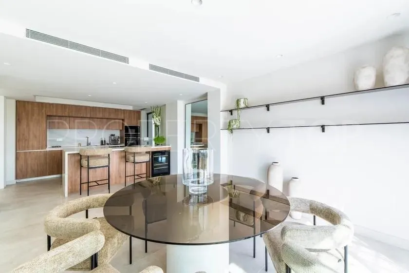 For sale 4 bedrooms villa in Nueva Andalucia