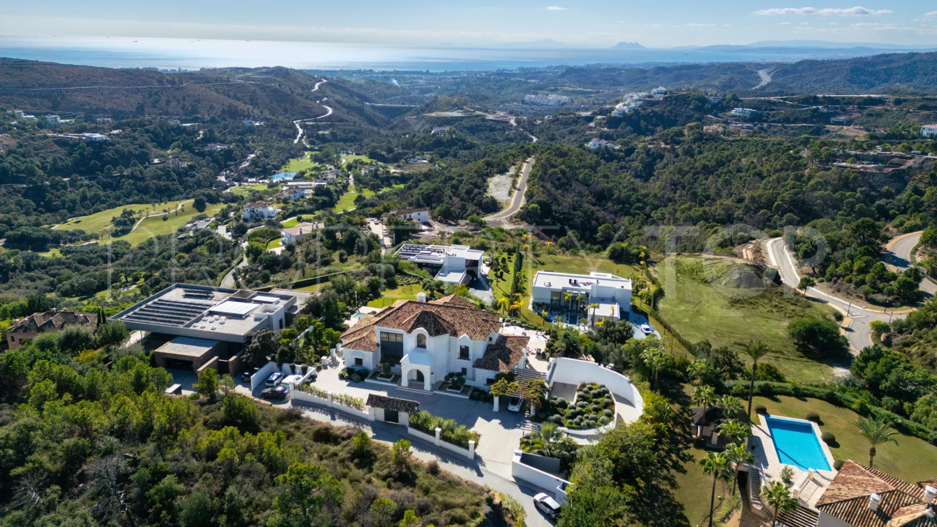 Se vende villa en Marbella Club Golf Resort con 7 dormitorios