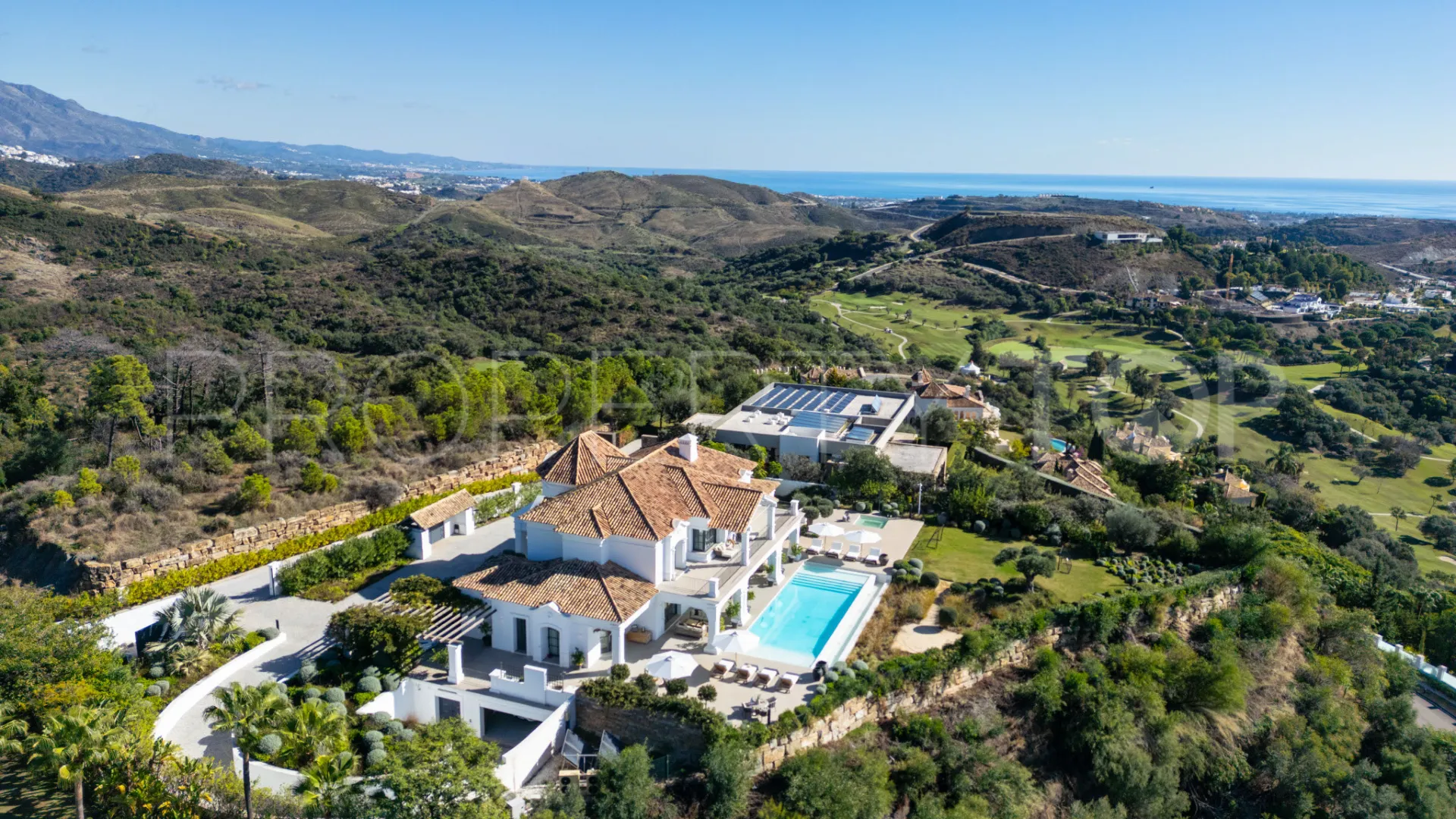 Se vende villa en Marbella Club Golf Resort con 7 dormitorios