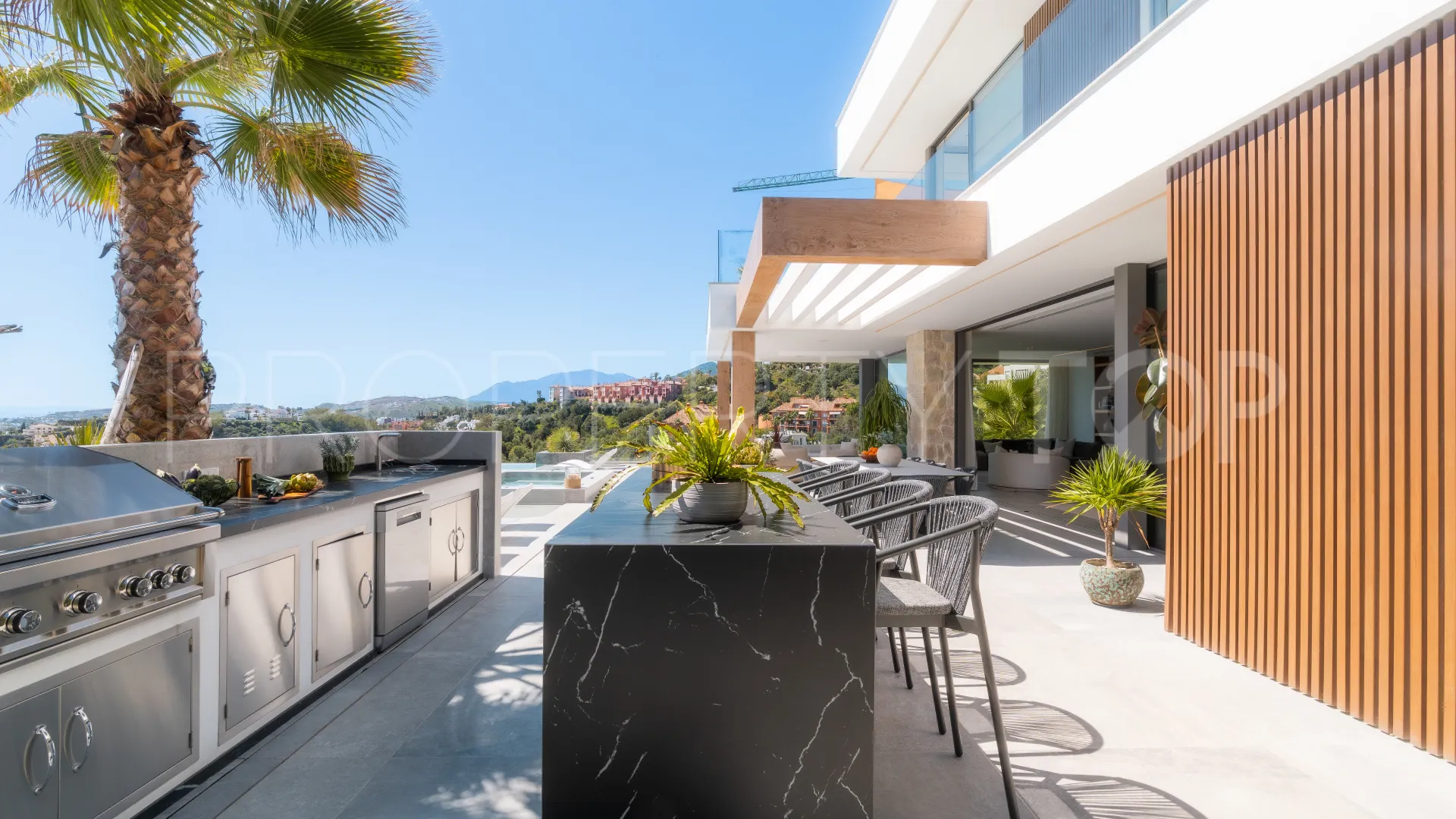 For sale villa in La Quinta Hills with 6 bedrooms