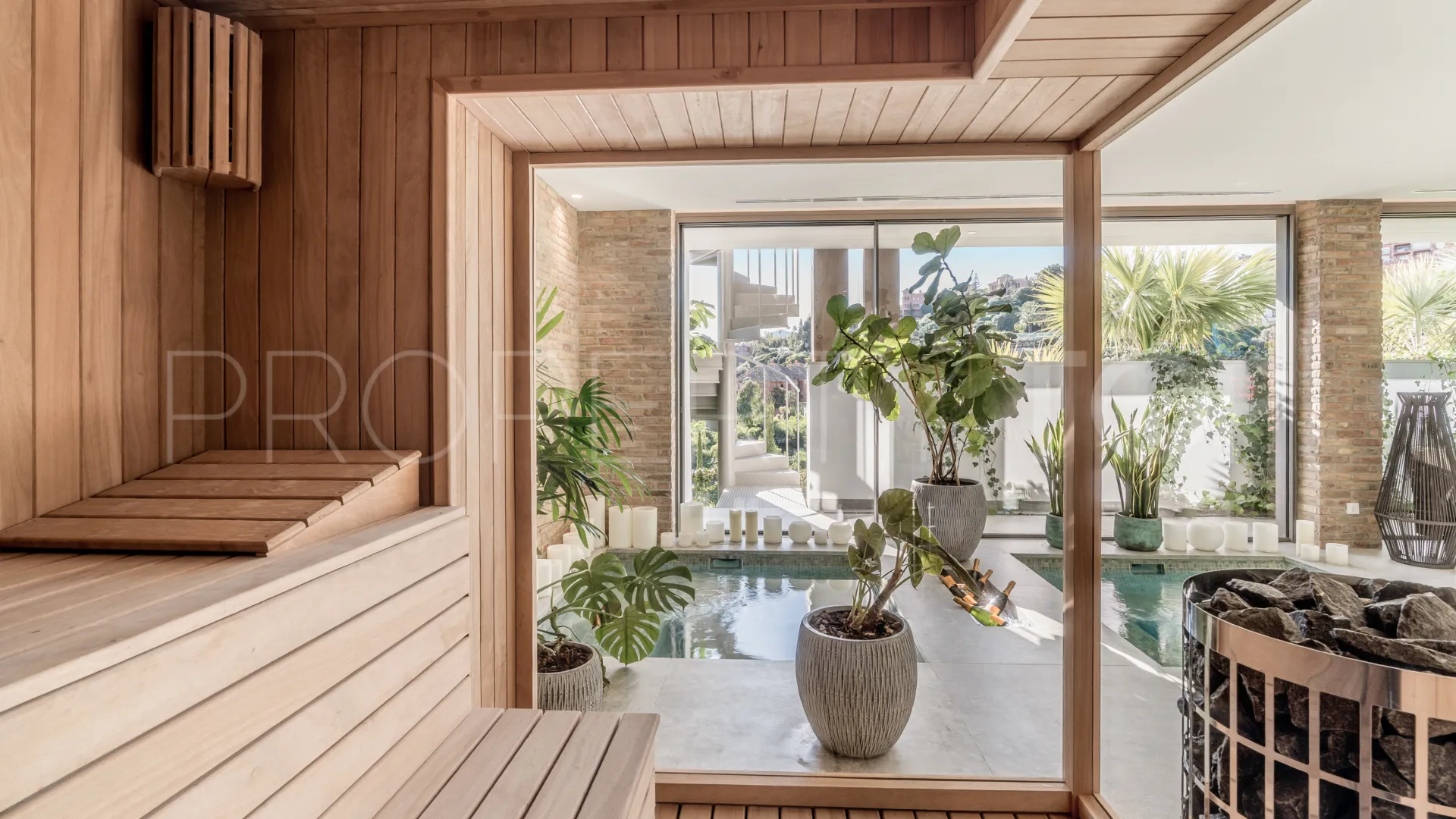 For sale villa in La Quinta Hills with 6 bedrooms