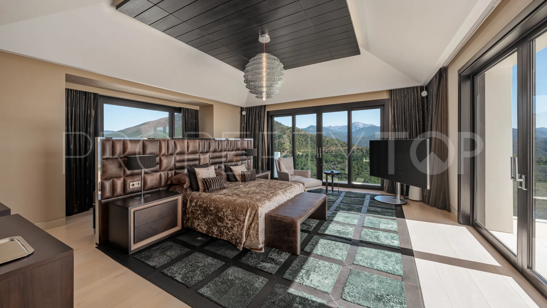Villa a la venta en La Zagaleta