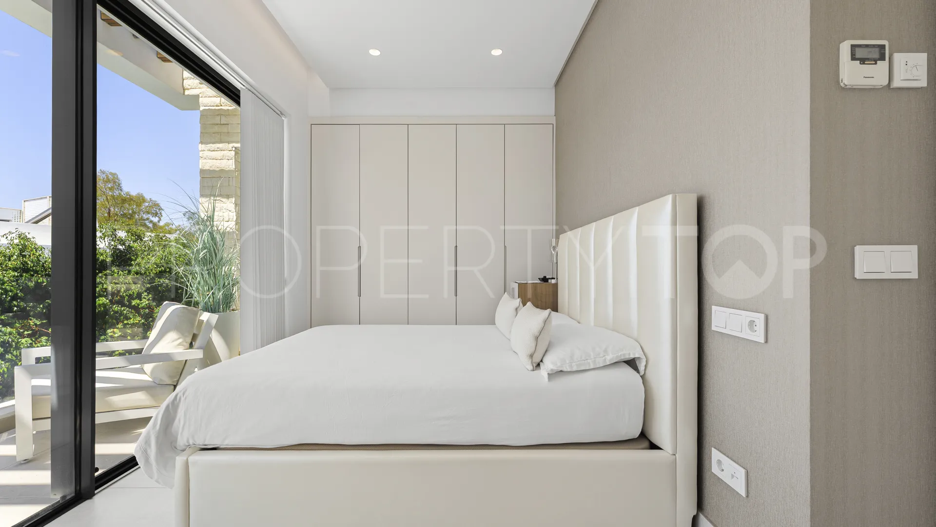 Villa en venta de 4 dormitorios en Arboleda