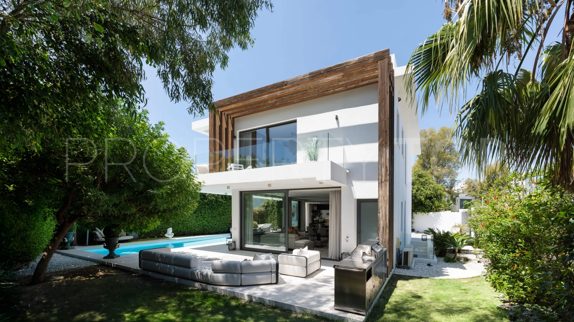 Villa en venta de 4 dormitorios en Arboleda