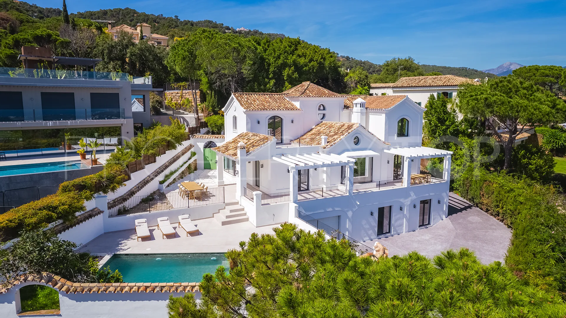 Villa in El Madroñal for sale