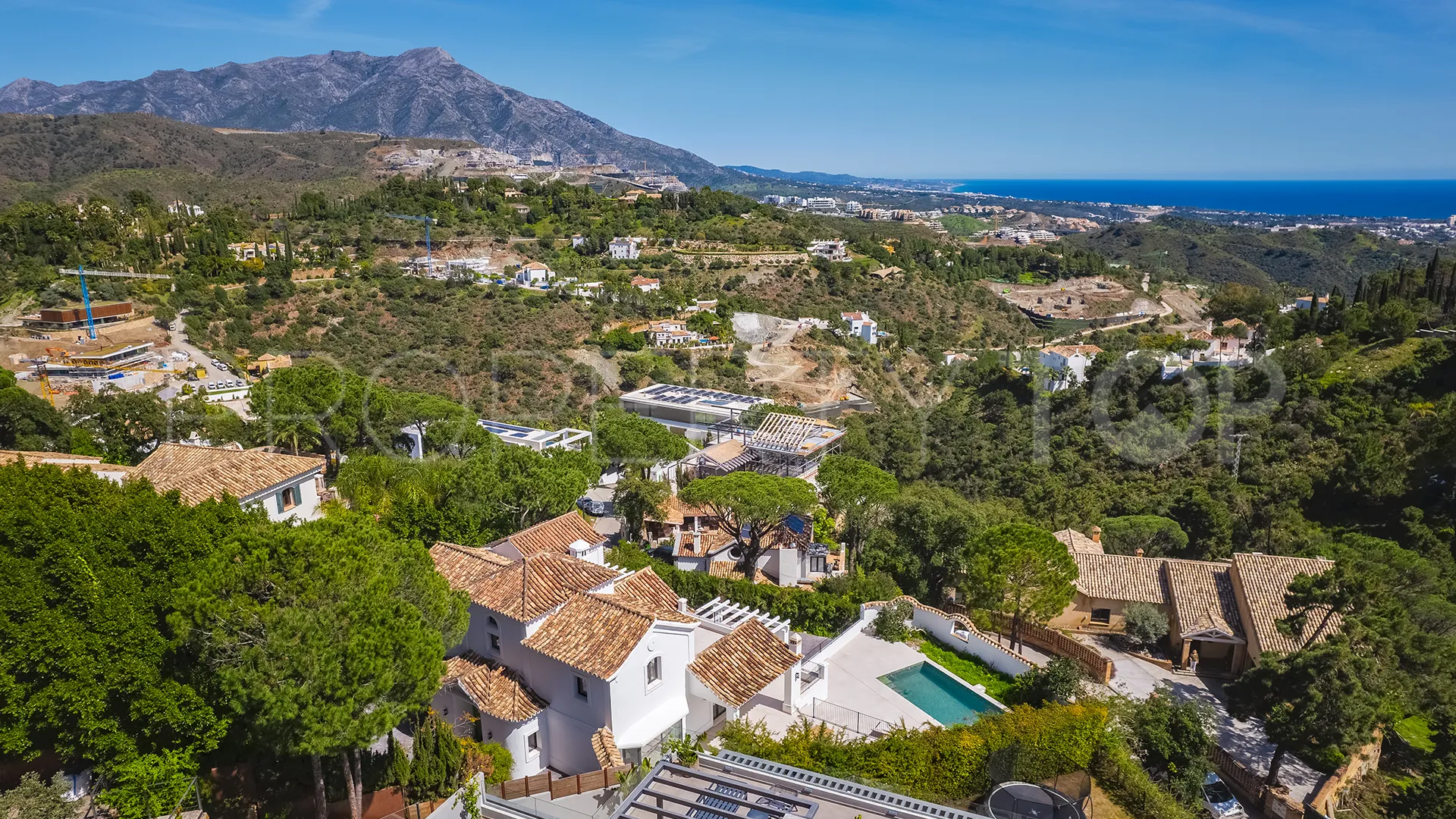 Villa in El Madroñal for sale