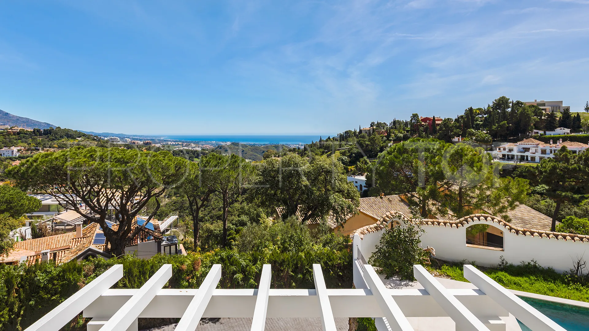 Villa in El Madroñal for sale