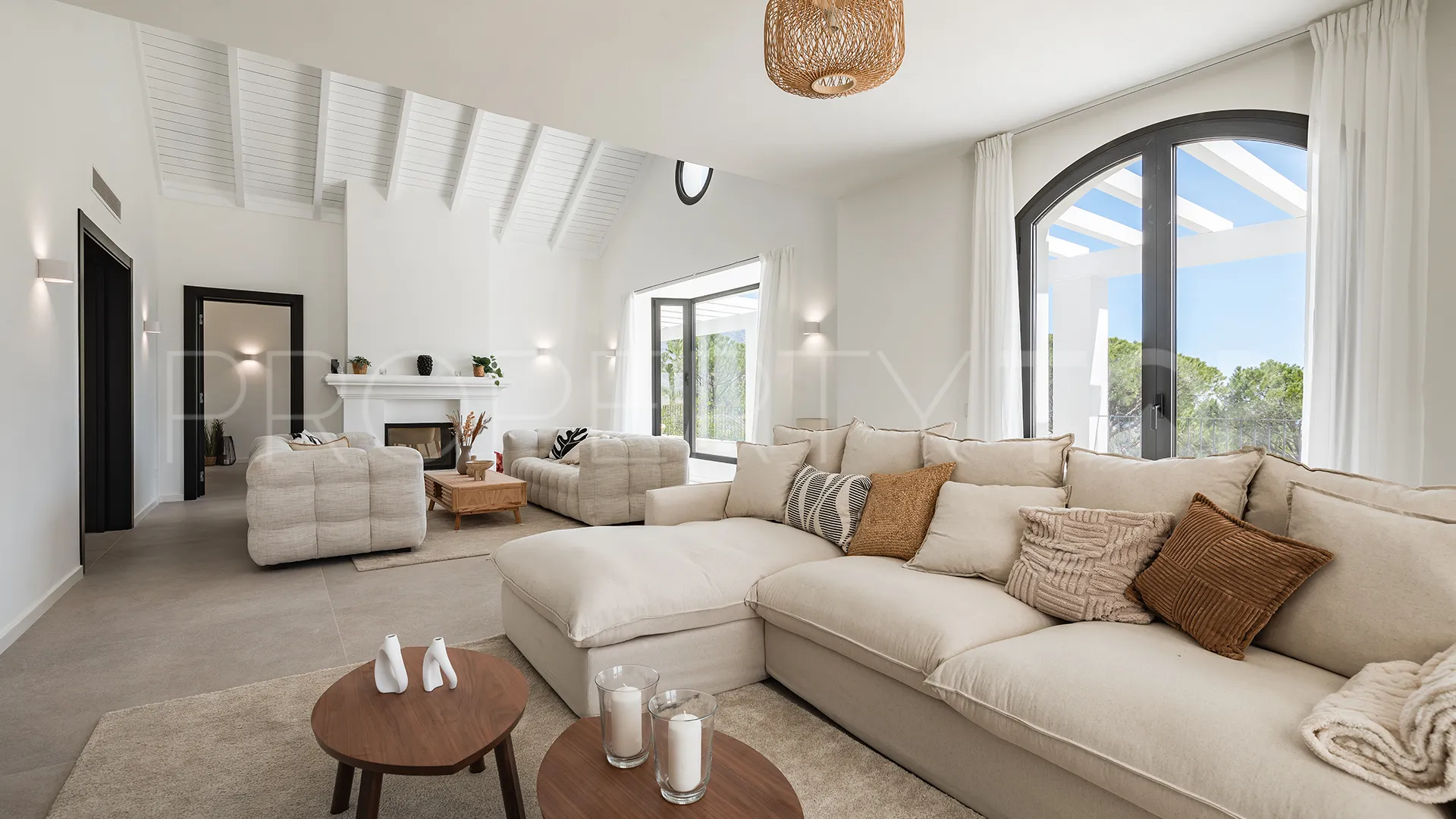 Villa in El Madroñal for sale