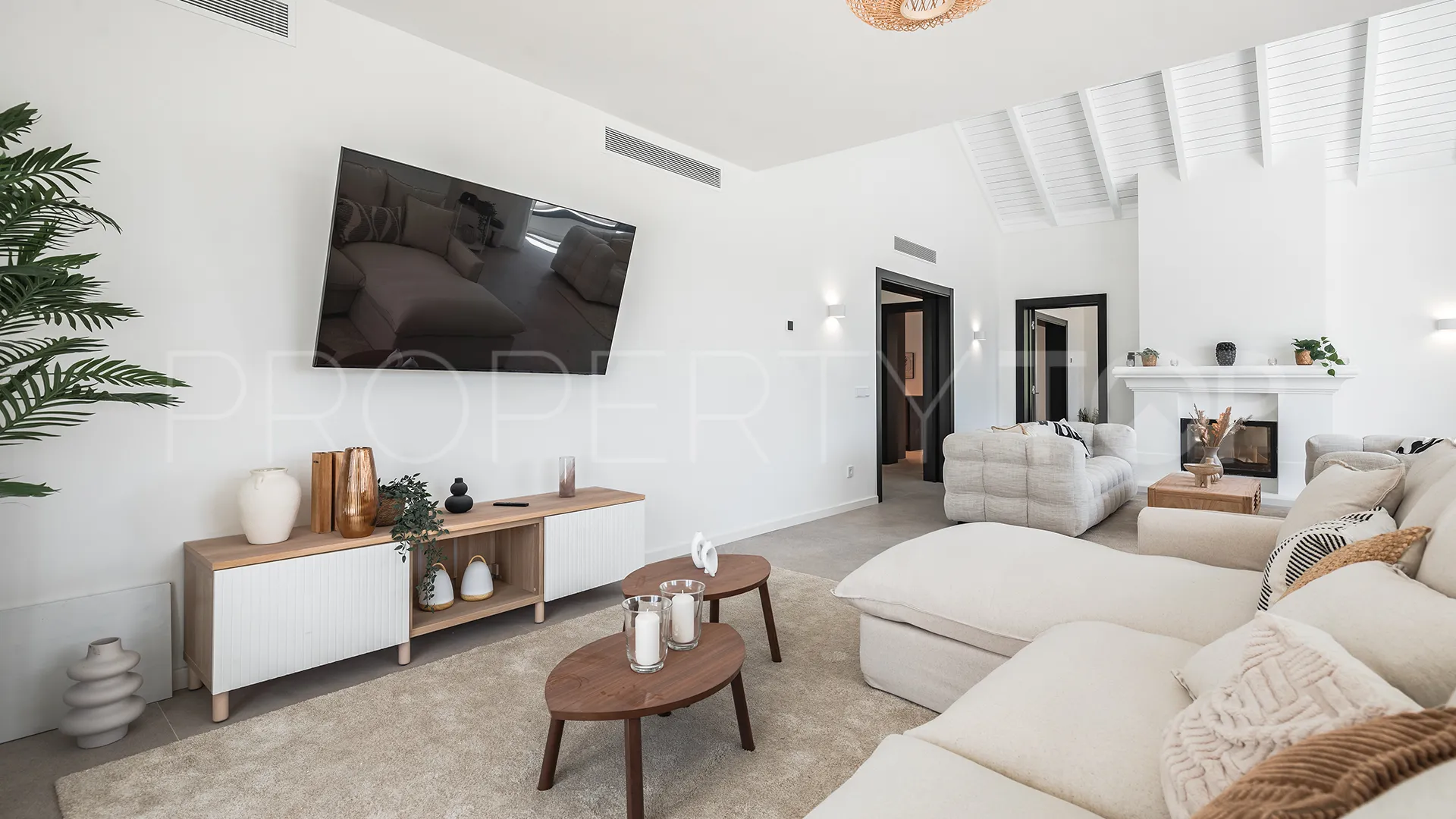 Villa in El Madroñal for sale