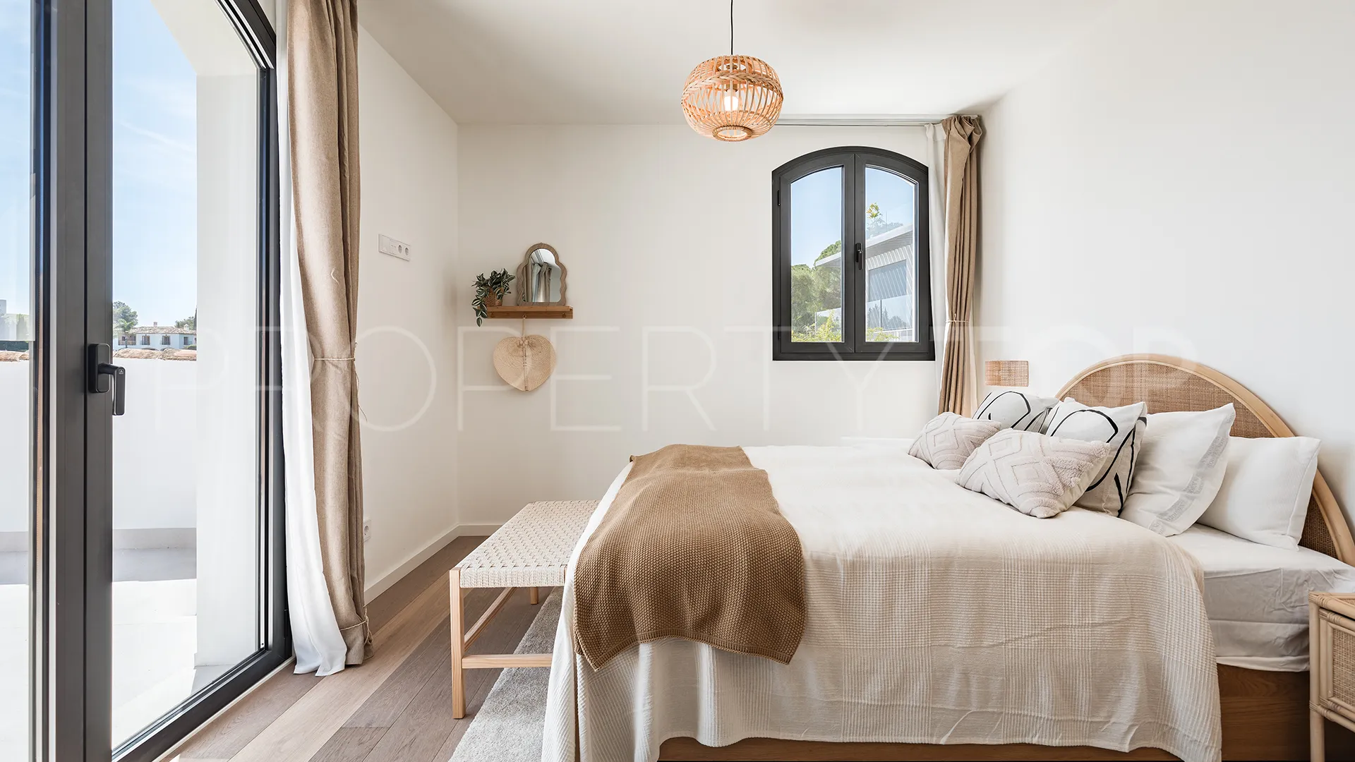 Villa in El Madroñal for sale
