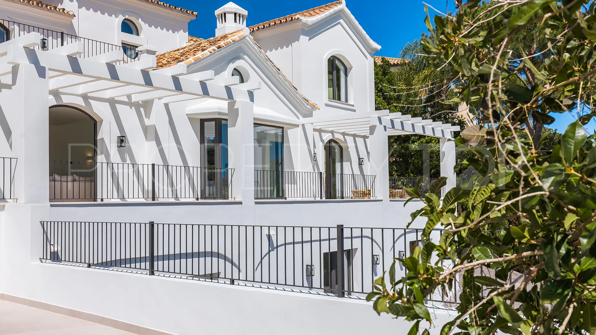 Villa in El Madroñal for sale