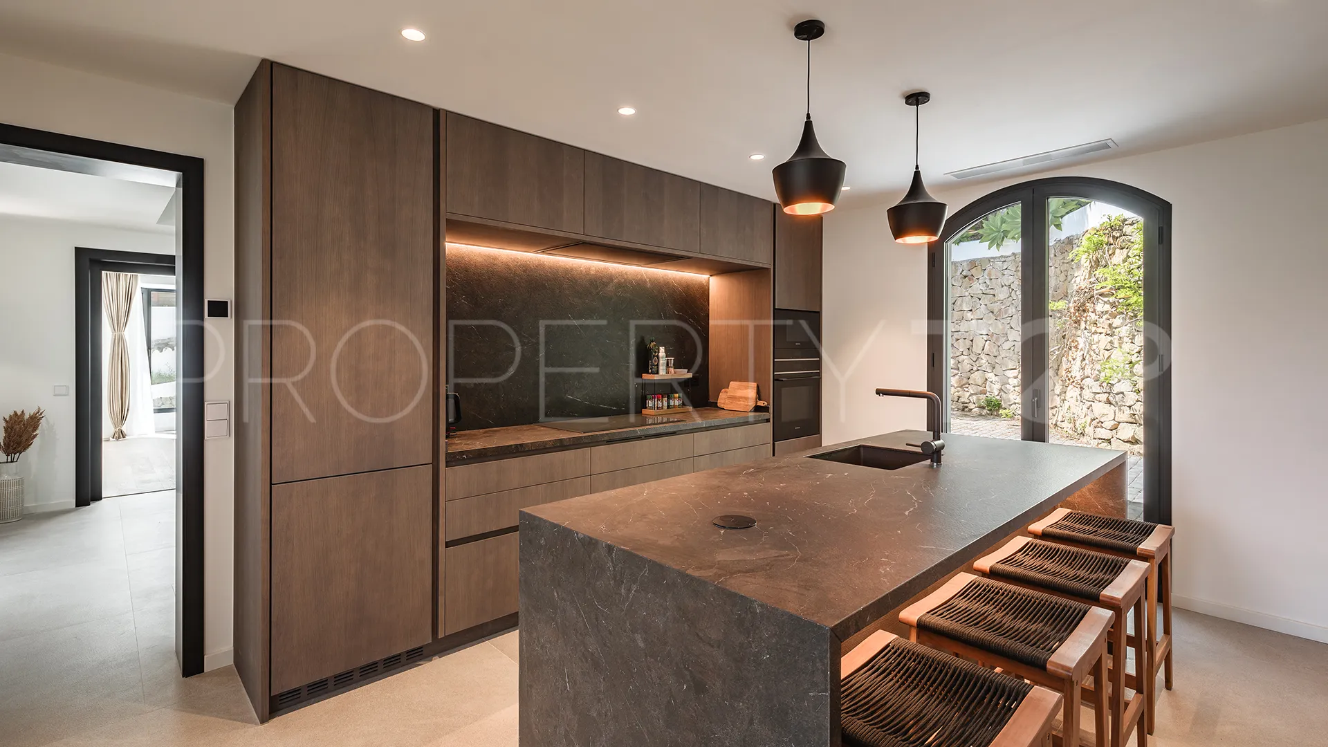 Villa in El Madroñal for sale