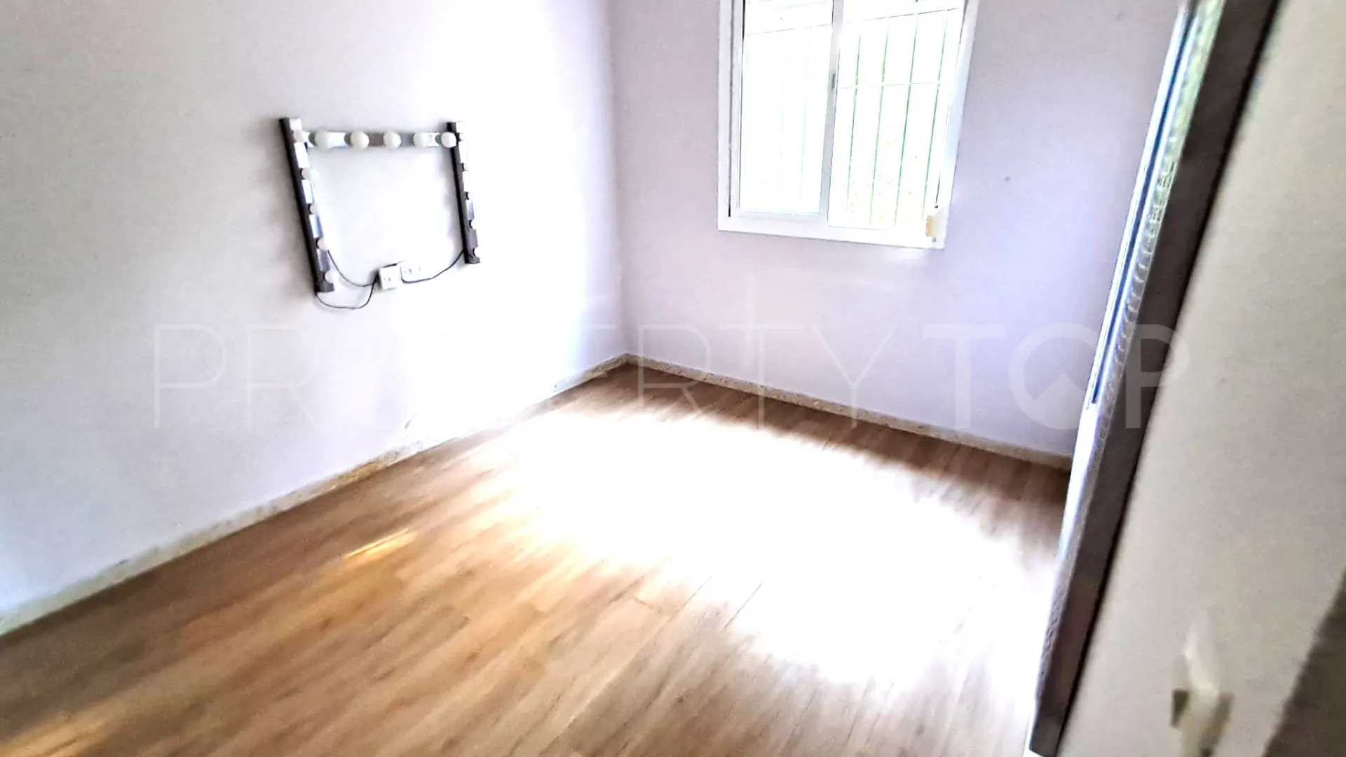 5 bedrooms El Paraiso villa for sale