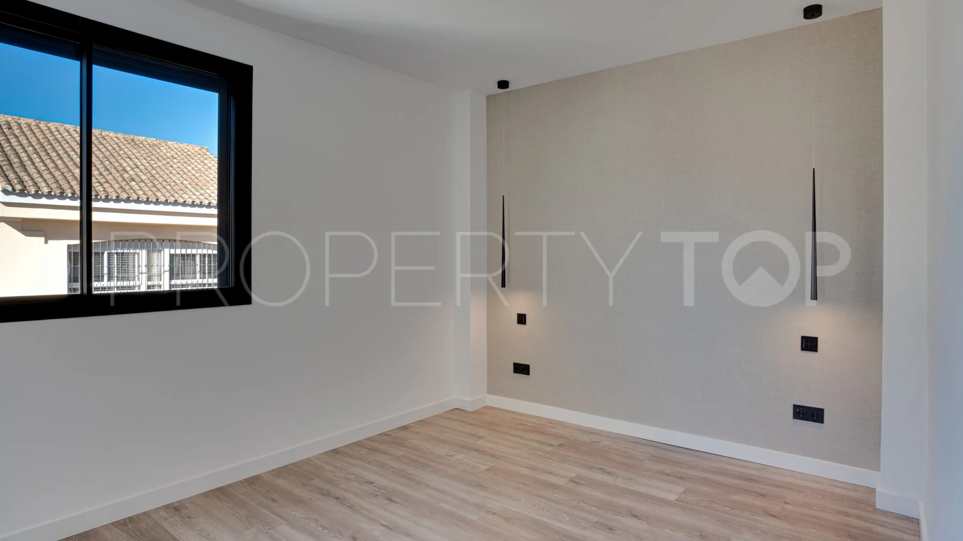 Villa en venta de 4 dormitorios en Costalita
