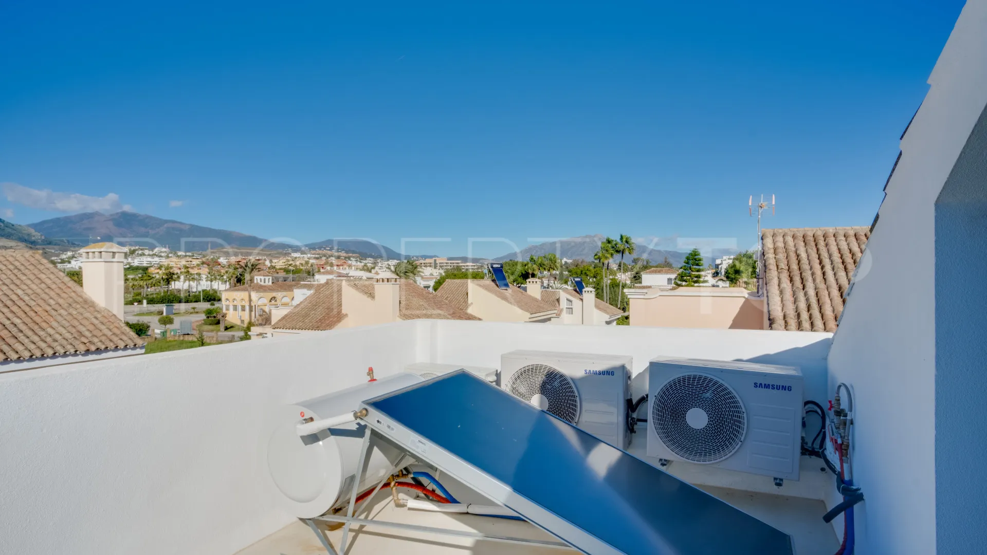 Villa en venta de 4 dormitorios en Costalita