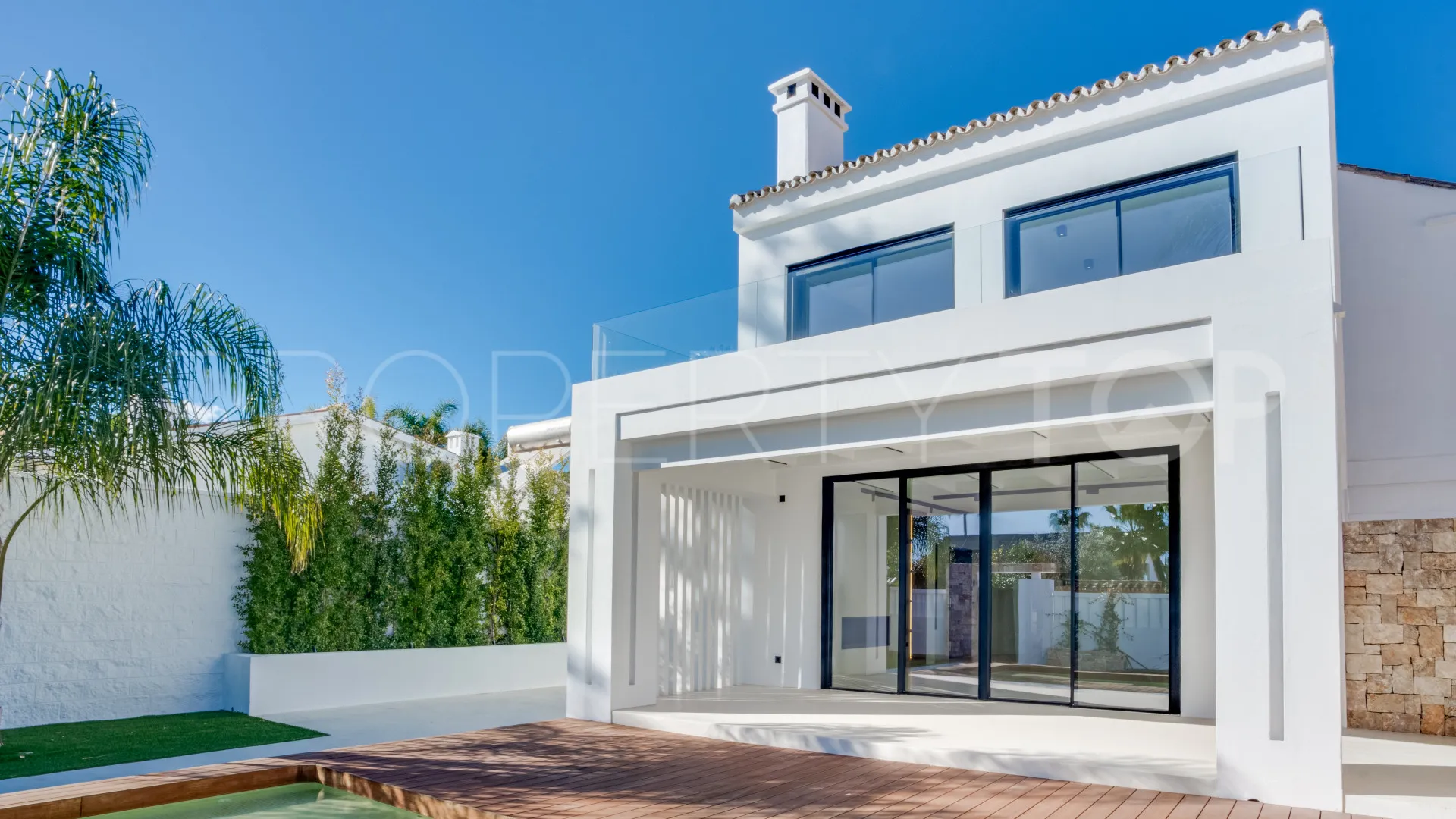 Villa en venta de 4 dormitorios en Costalita