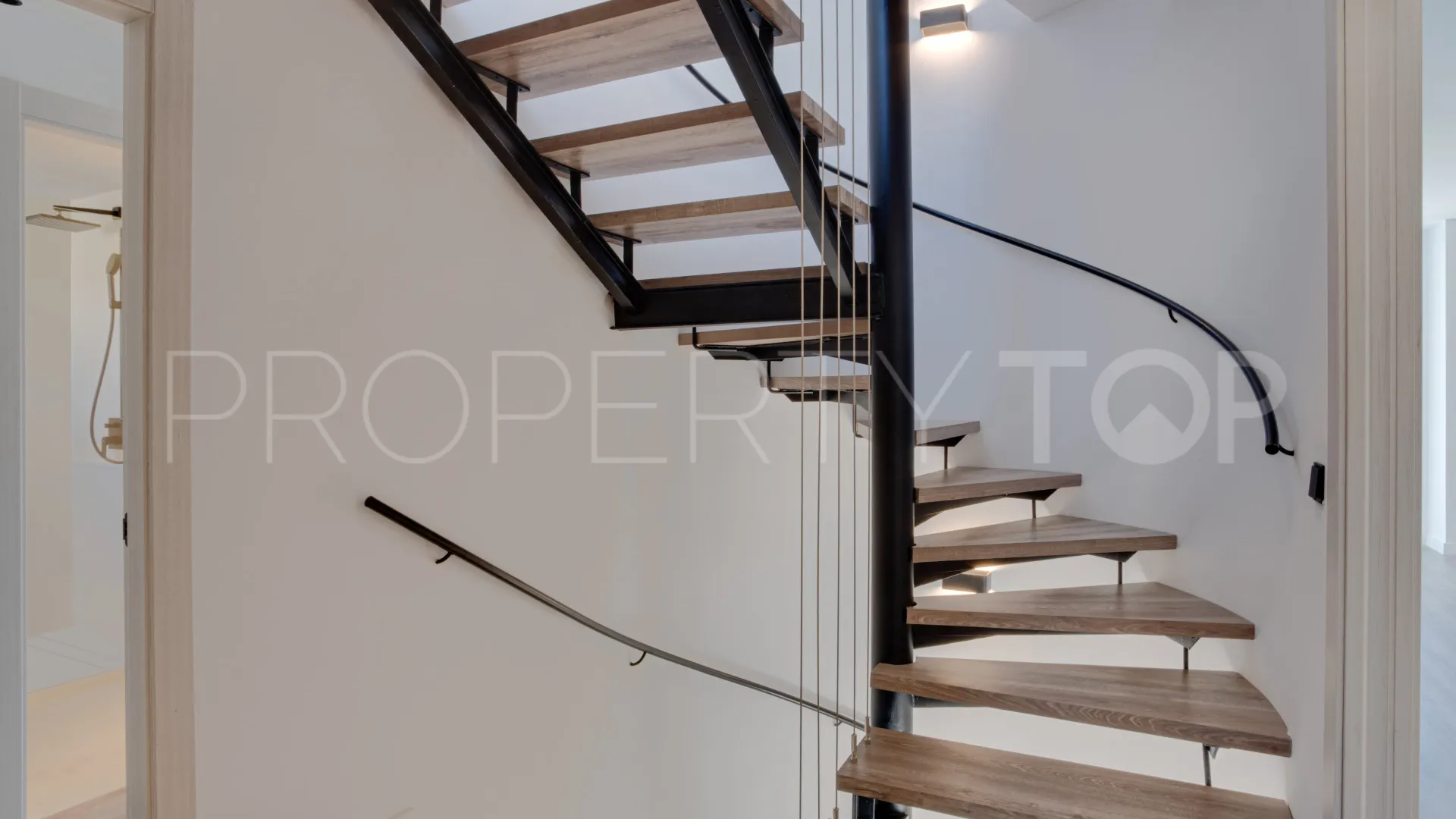 Villa en venta de 4 dormitorios en Costalita