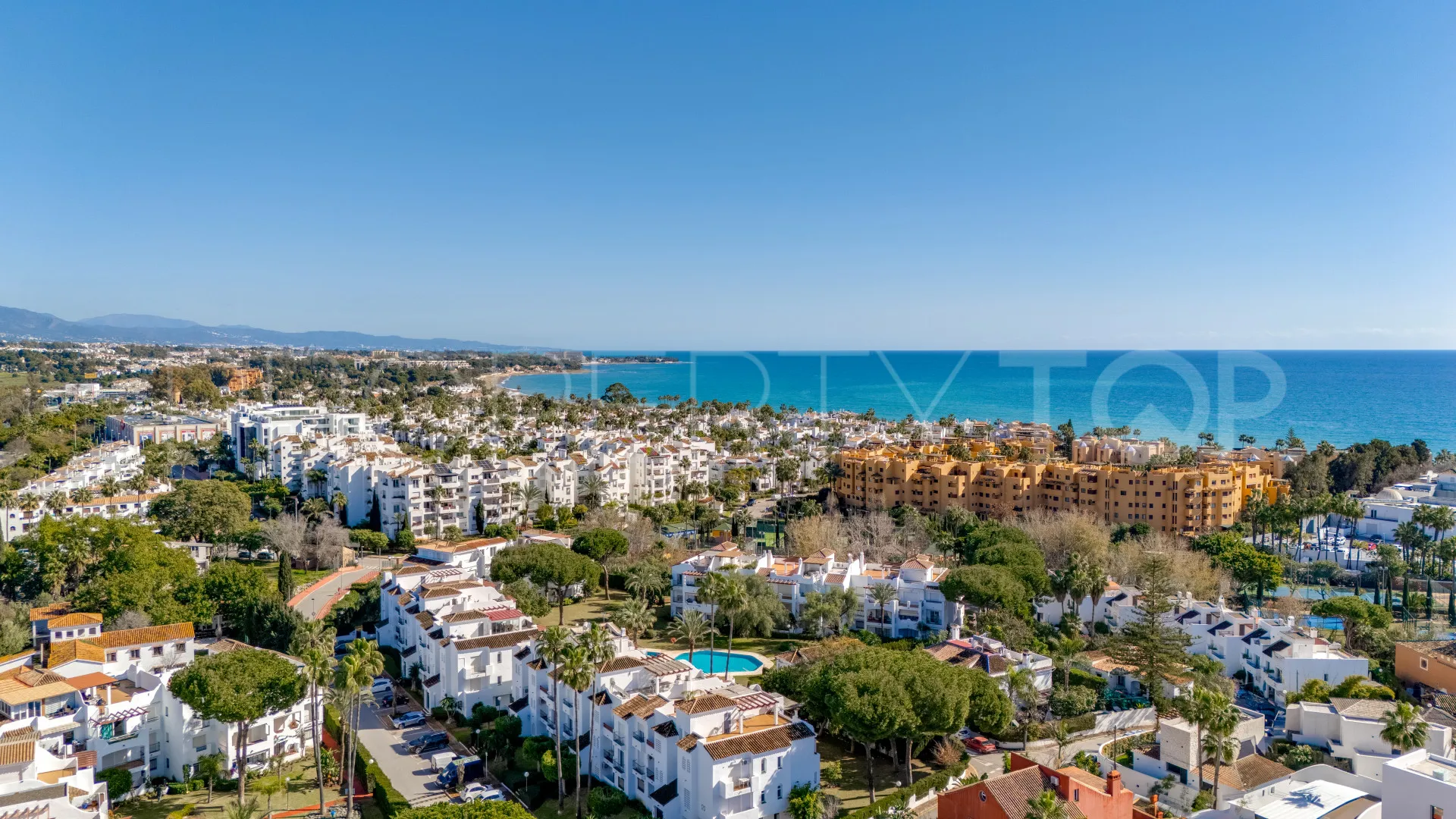 Villa en venta de 4 dormitorios en Costalita