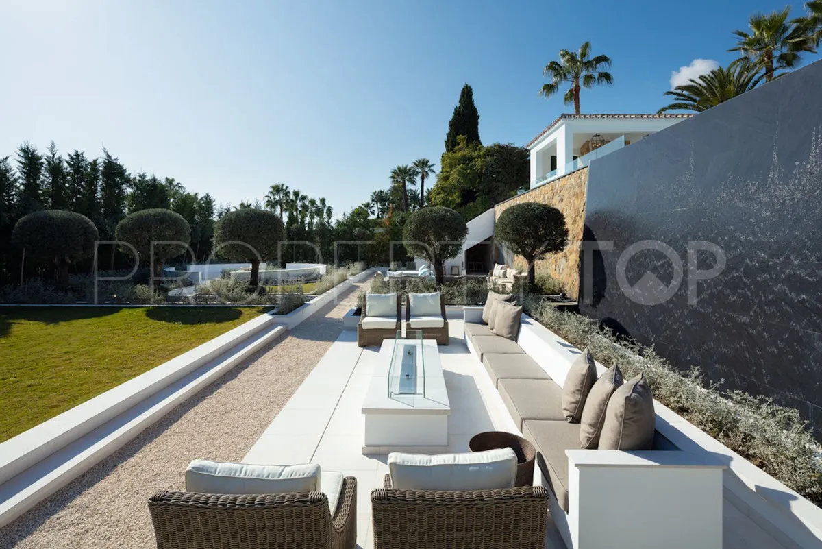 For sale villa in La Cerquilla with 5 bedrooms