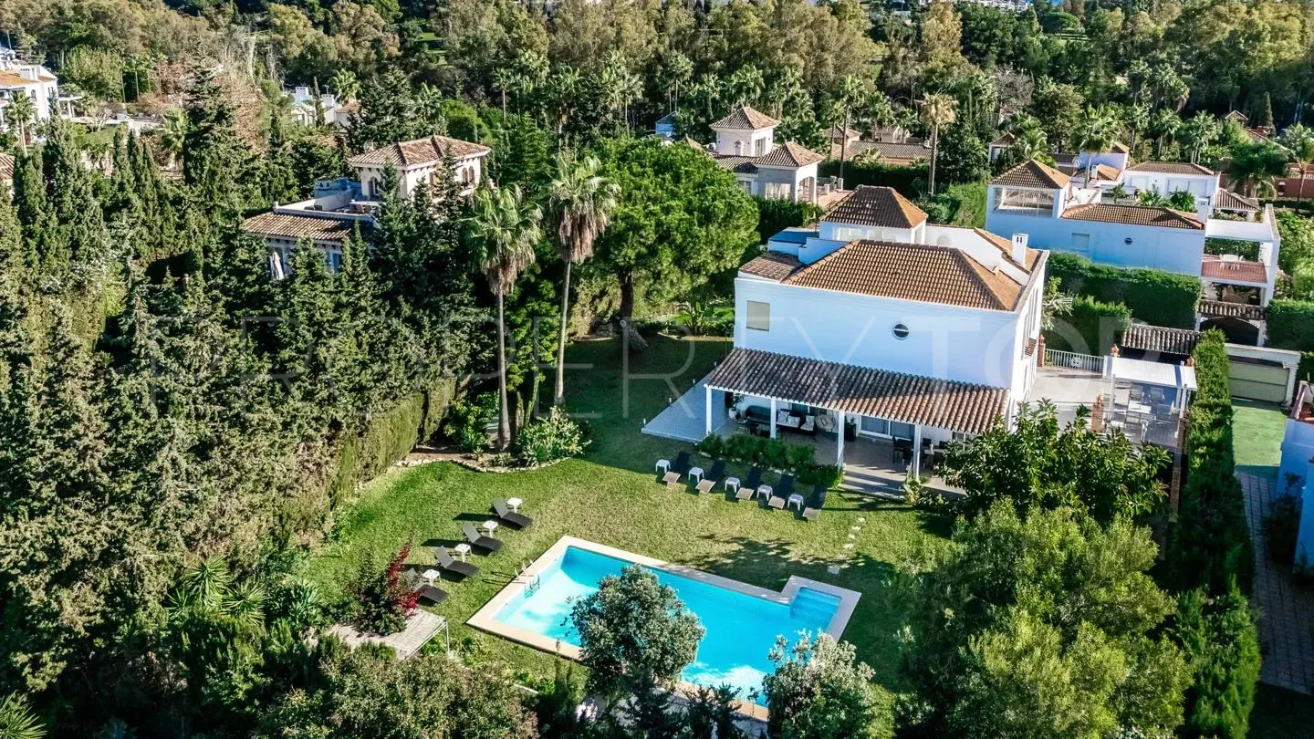 For sale Las Brisas 8 bedrooms villa
