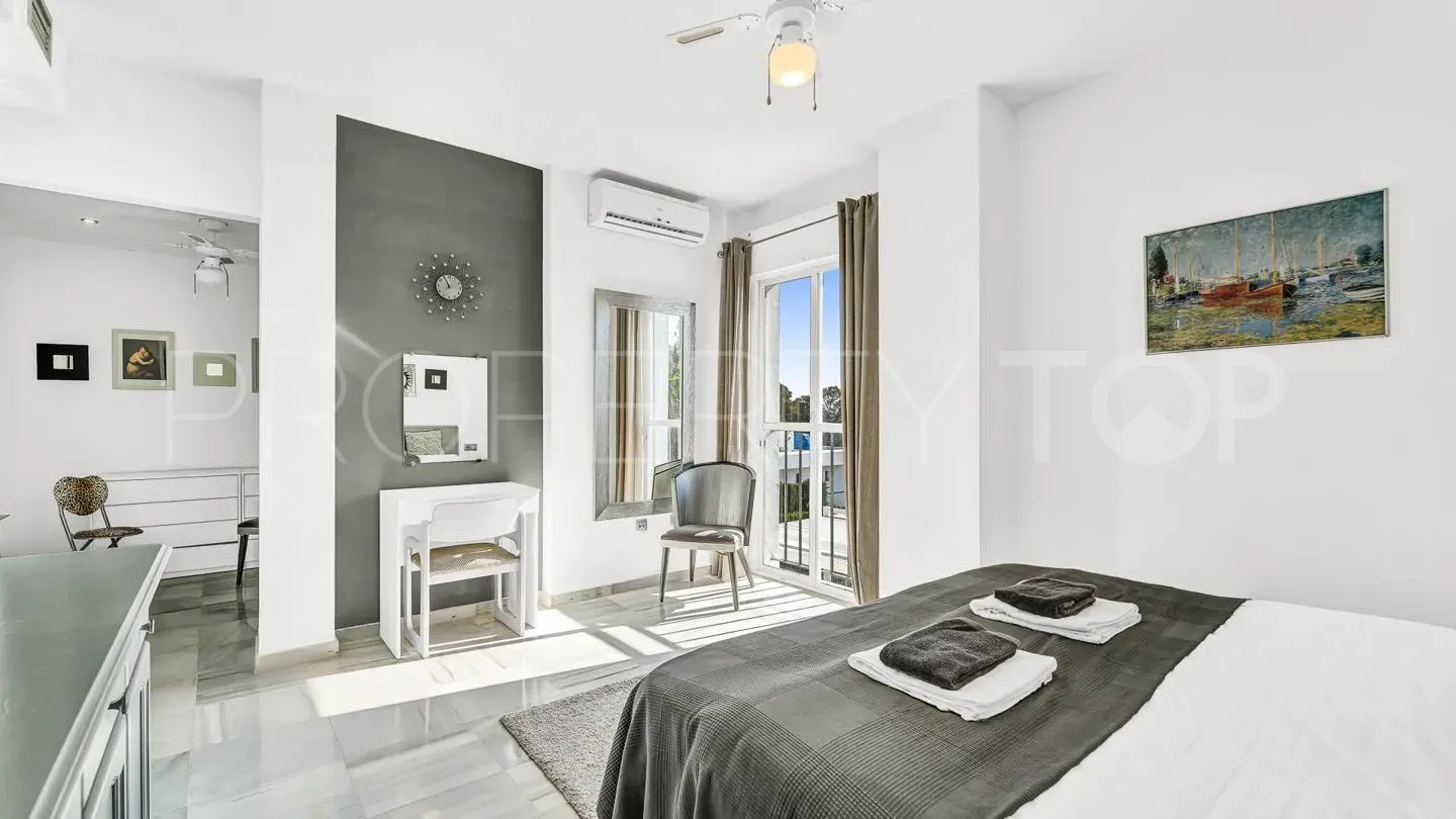 For sale Las Brisas 8 bedrooms villa
