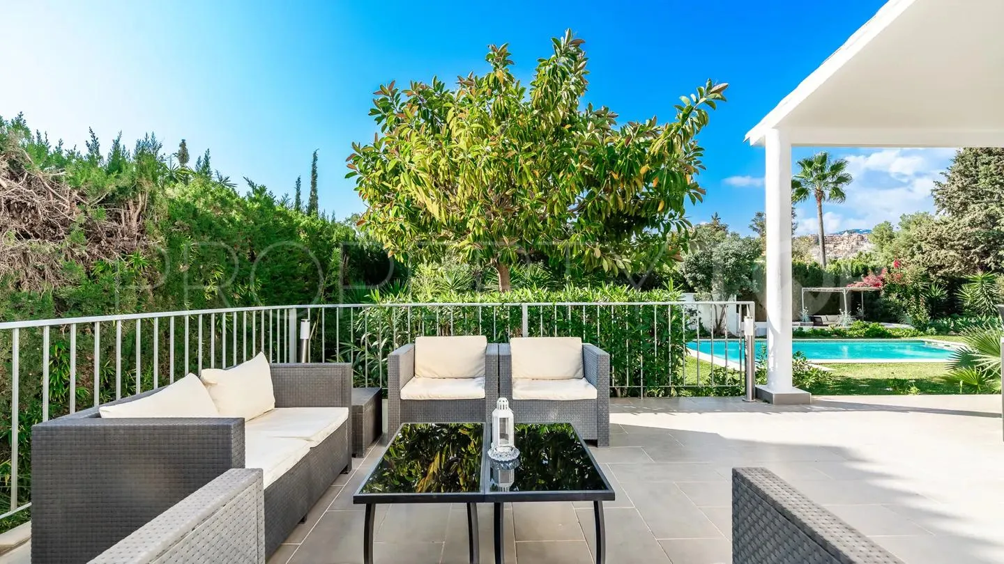 For sale Las Brisas 8 bedrooms villa