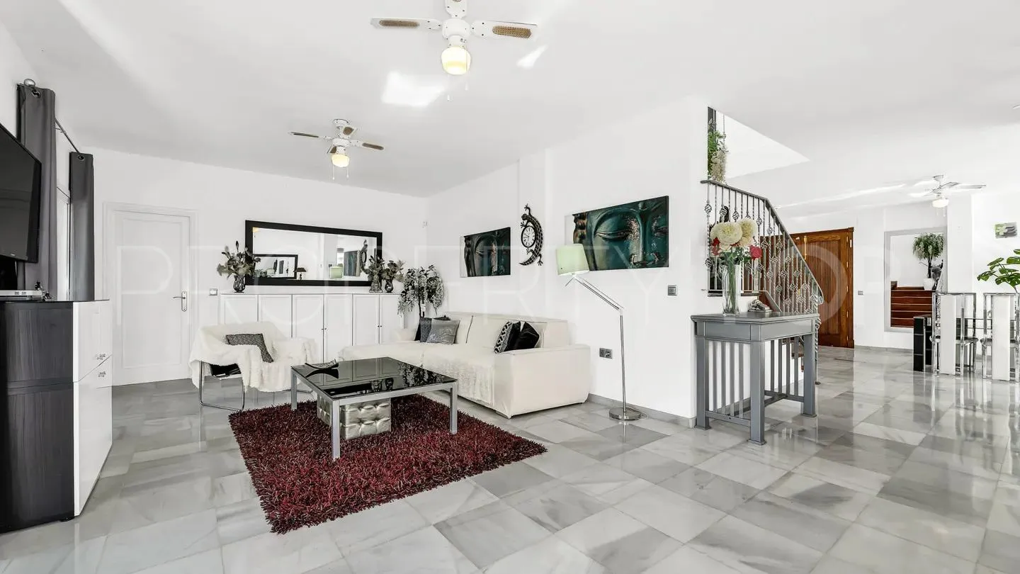 For sale Las Brisas 8 bedrooms villa