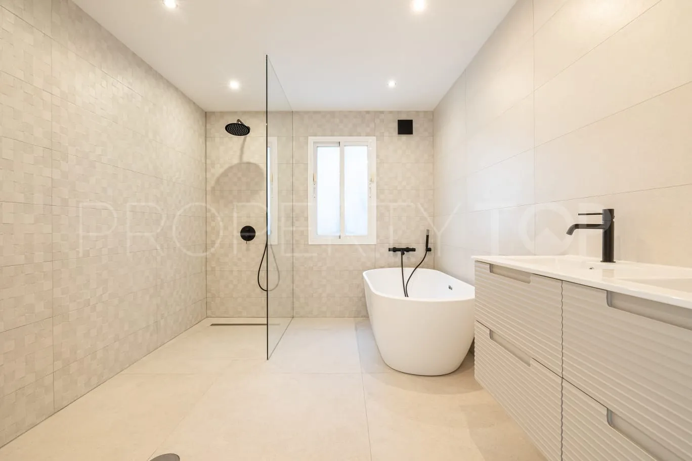 Villa a la venta en Atalaya