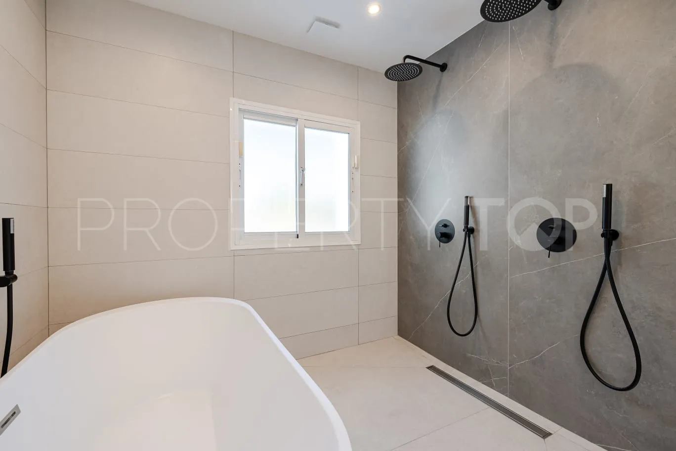 Villa a la venta en Atalaya
