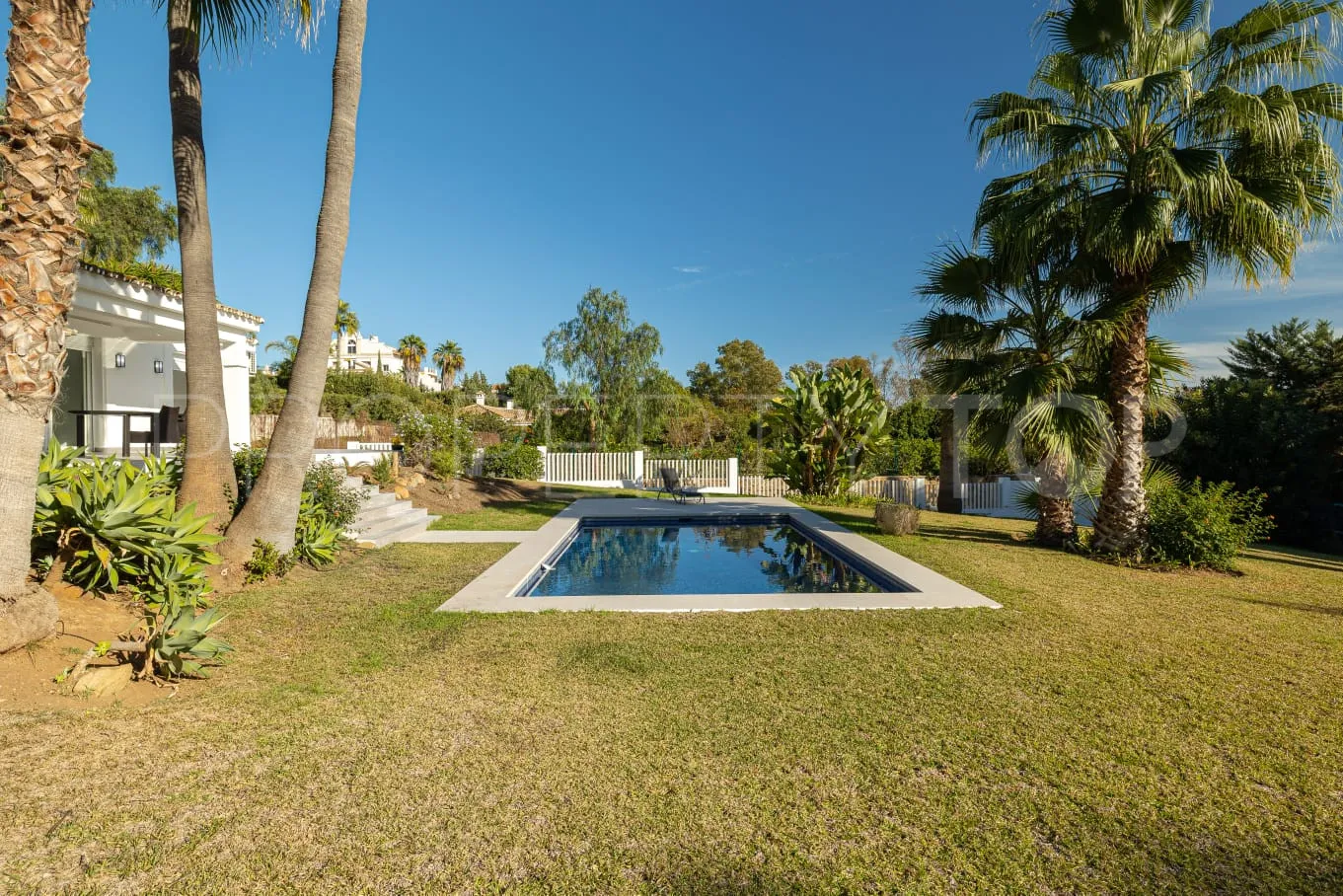 Villa a la venta en Atalaya