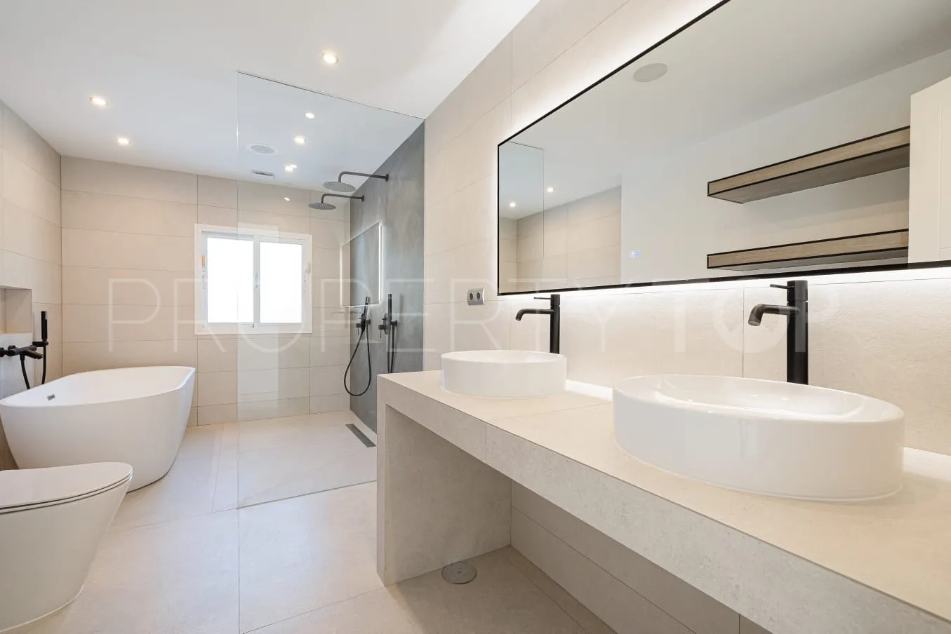 Villa a la venta en Atalaya
