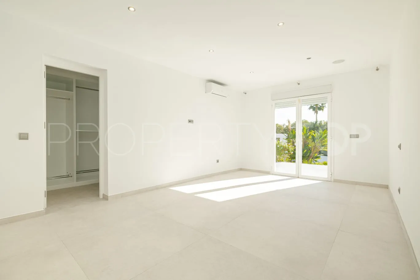 Villa a la venta en Atalaya