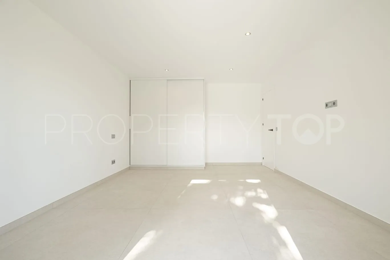 Villa a la venta en Atalaya