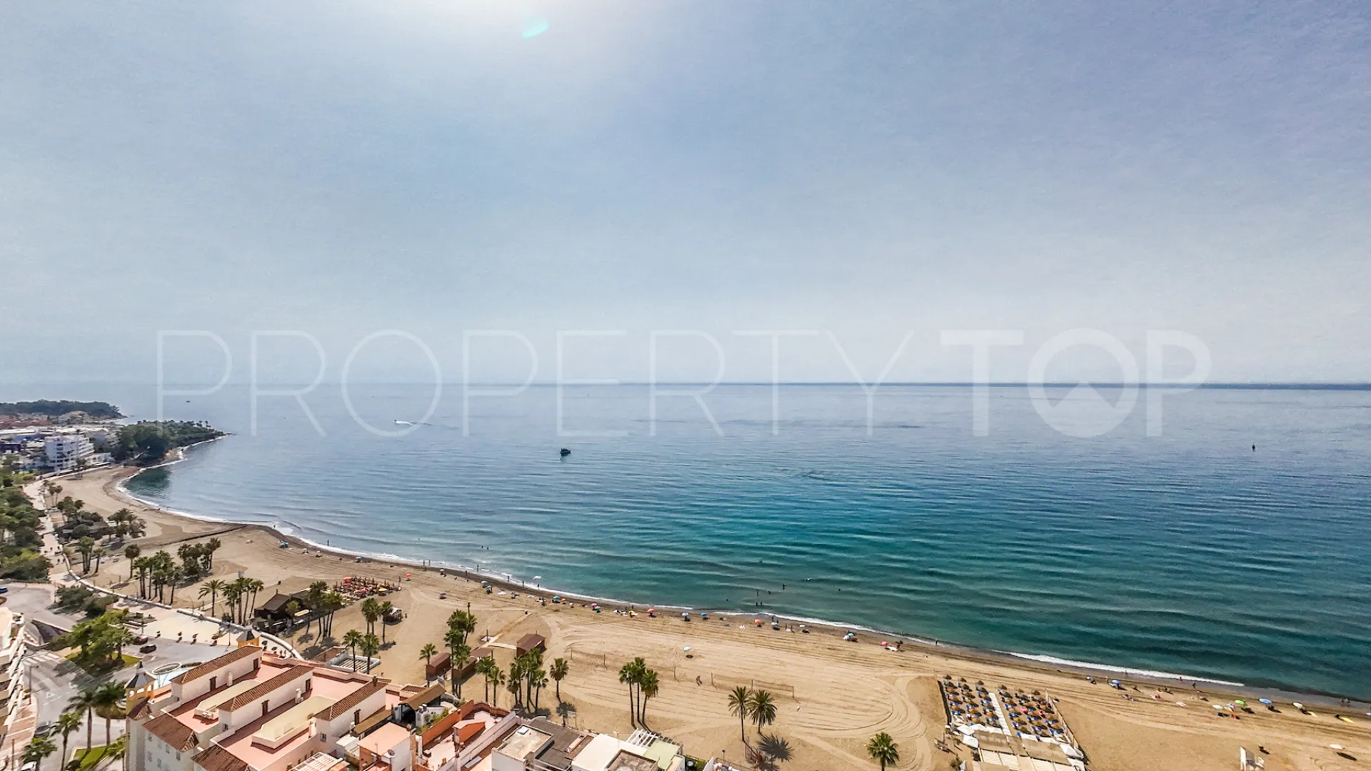 Comprar atico duplex de 2 dormitorios en Estepona Casco Antiguo
