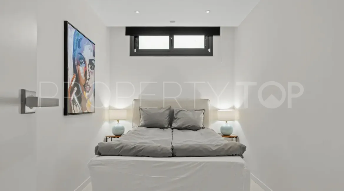 Linda Vista Baja 5 bedrooms villa for sale