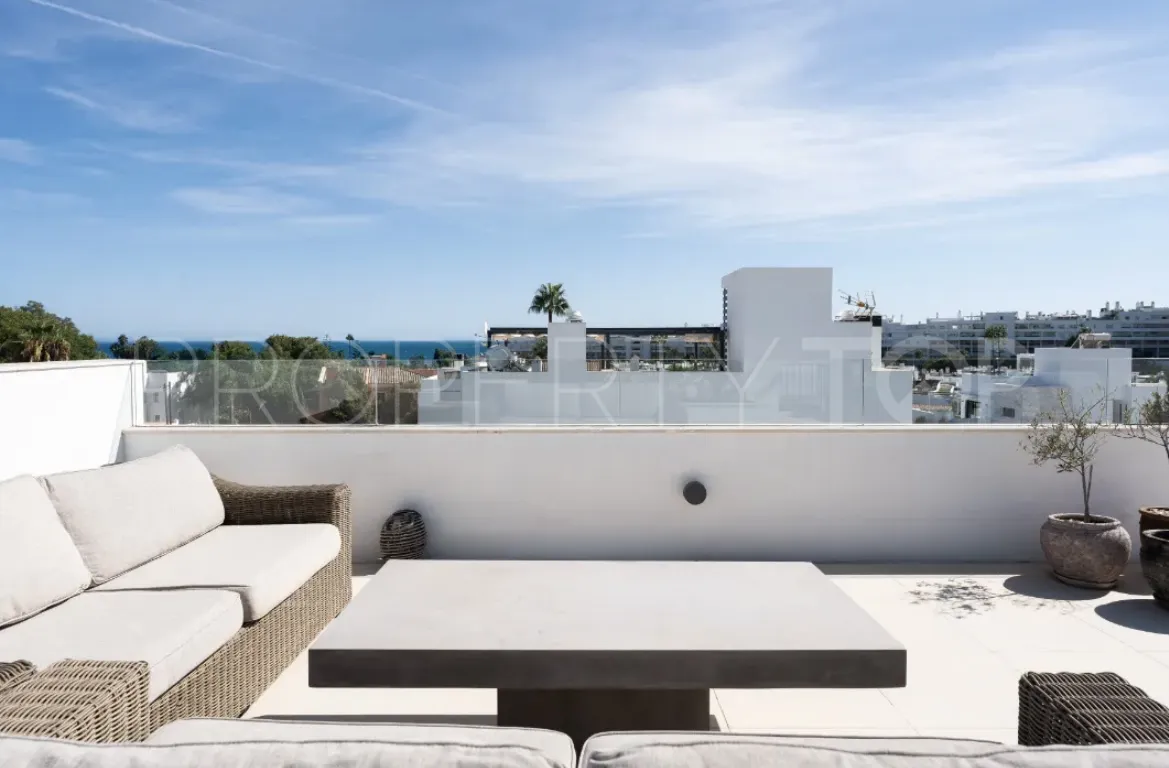 Linda Vista Baja 5 bedrooms villa for sale