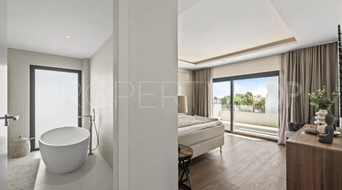 Linda Vista Baja 5 bedrooms villa for sale