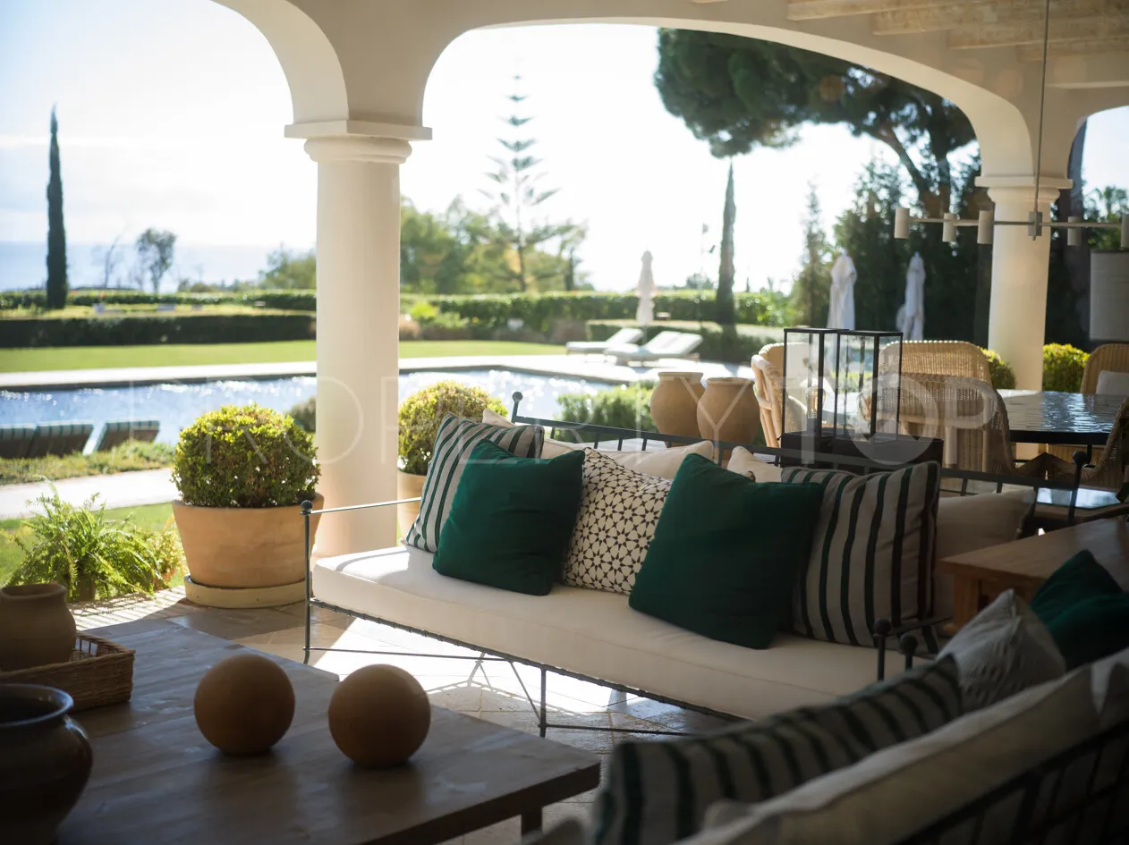 16 bedrooms villa in Las Lomas del Marbella Club for sale
