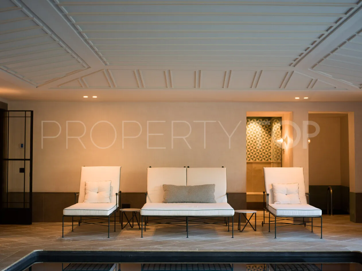 16 bedrooms villa in Las Lomas del Marbella Club for sale