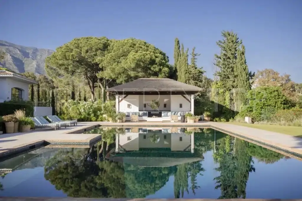 16 bedrooms villa in Las Lomas del Marbella Club for sale