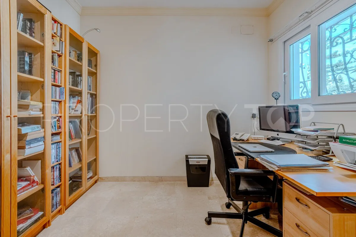 El Paraiso, villa de 5 dormitorios en venta