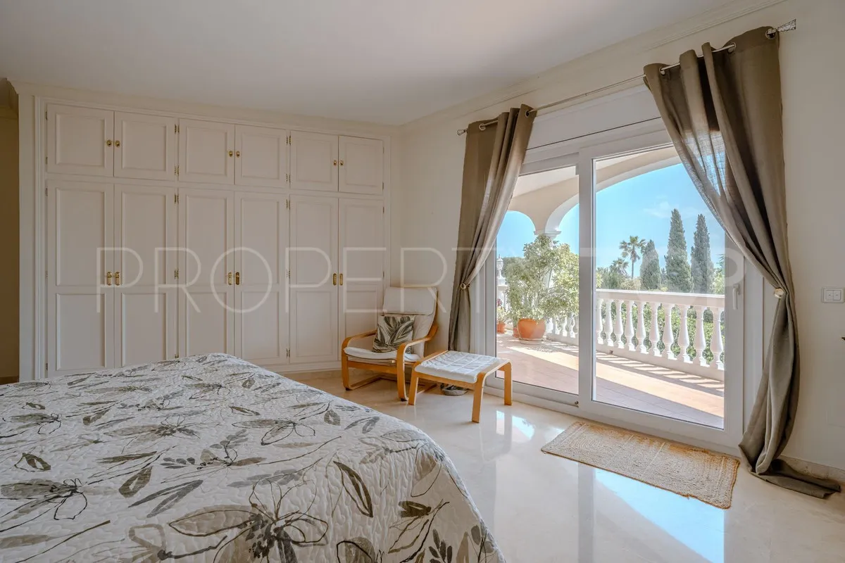 El Paraiso, villa de 5 dormitorios en venta