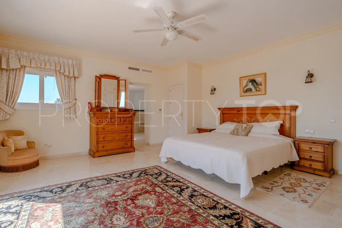El Paraiso, villa de 5 dormitorios en venta