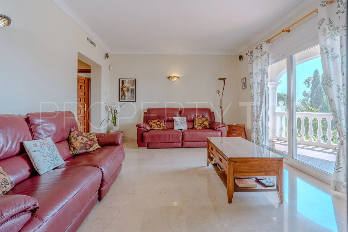 El Paraiso, villa de 5 dormitorios en venta