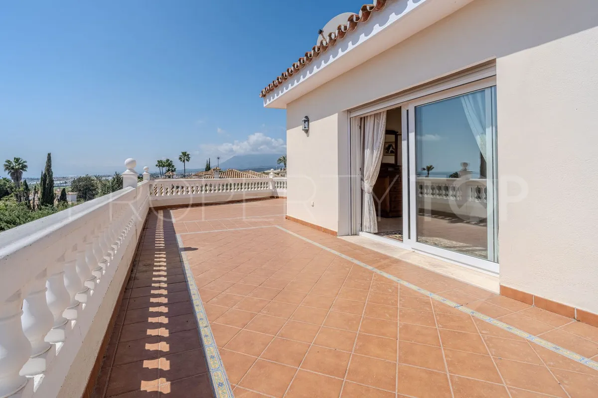 El Paraiso, villa de 5 dormitorios en venta