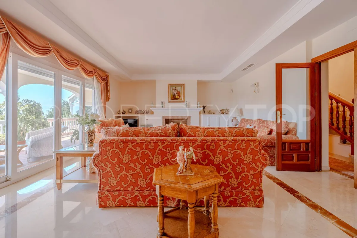 El Paraiso, villa de 5 dormitorios en venta