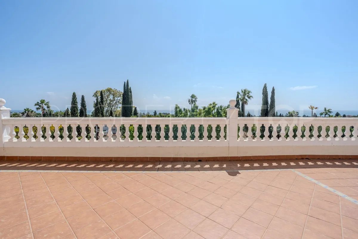 El Paraiso, villa de 5 dormitorios en venta