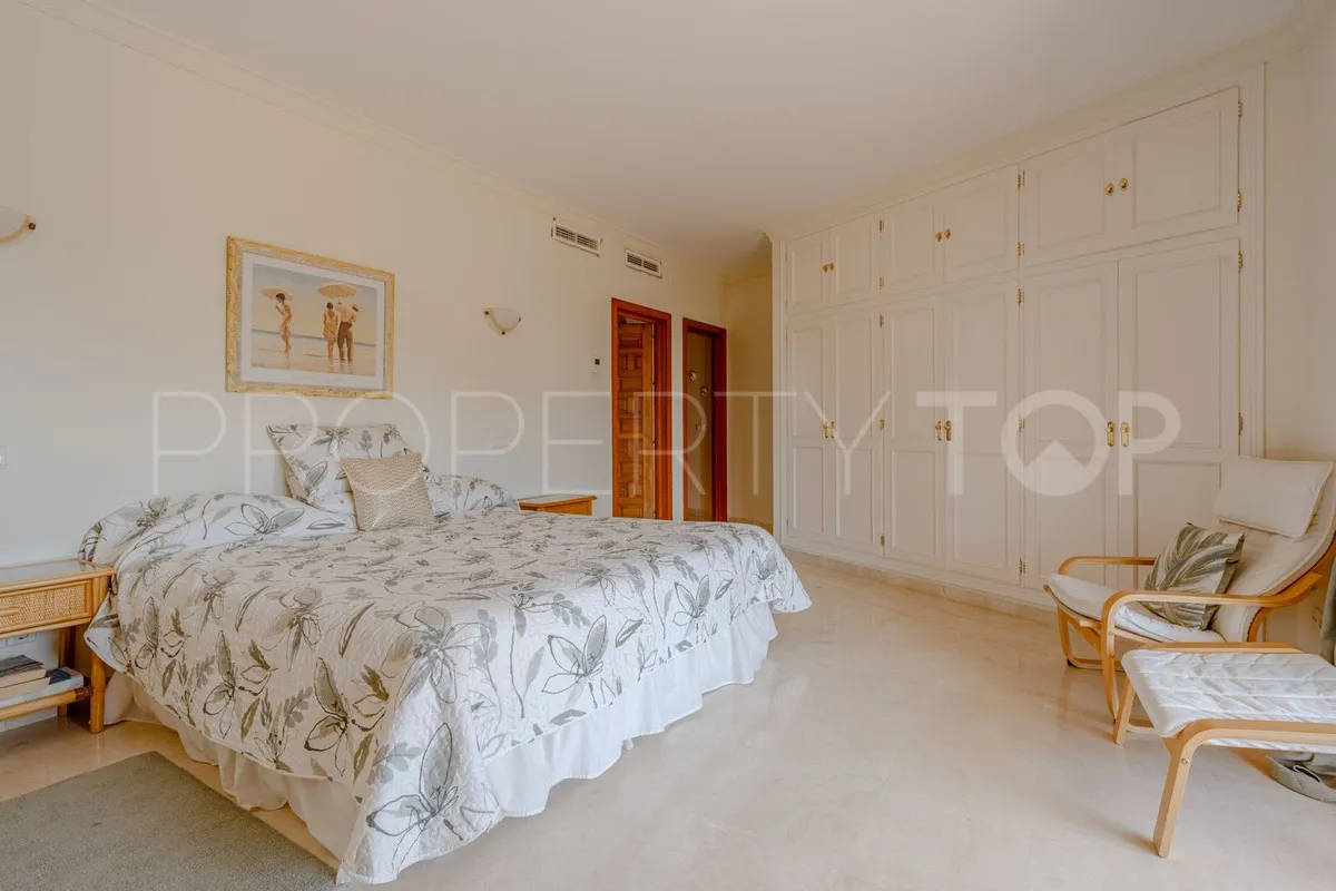 El Paraiso, villa de 5 dormitorios en venta